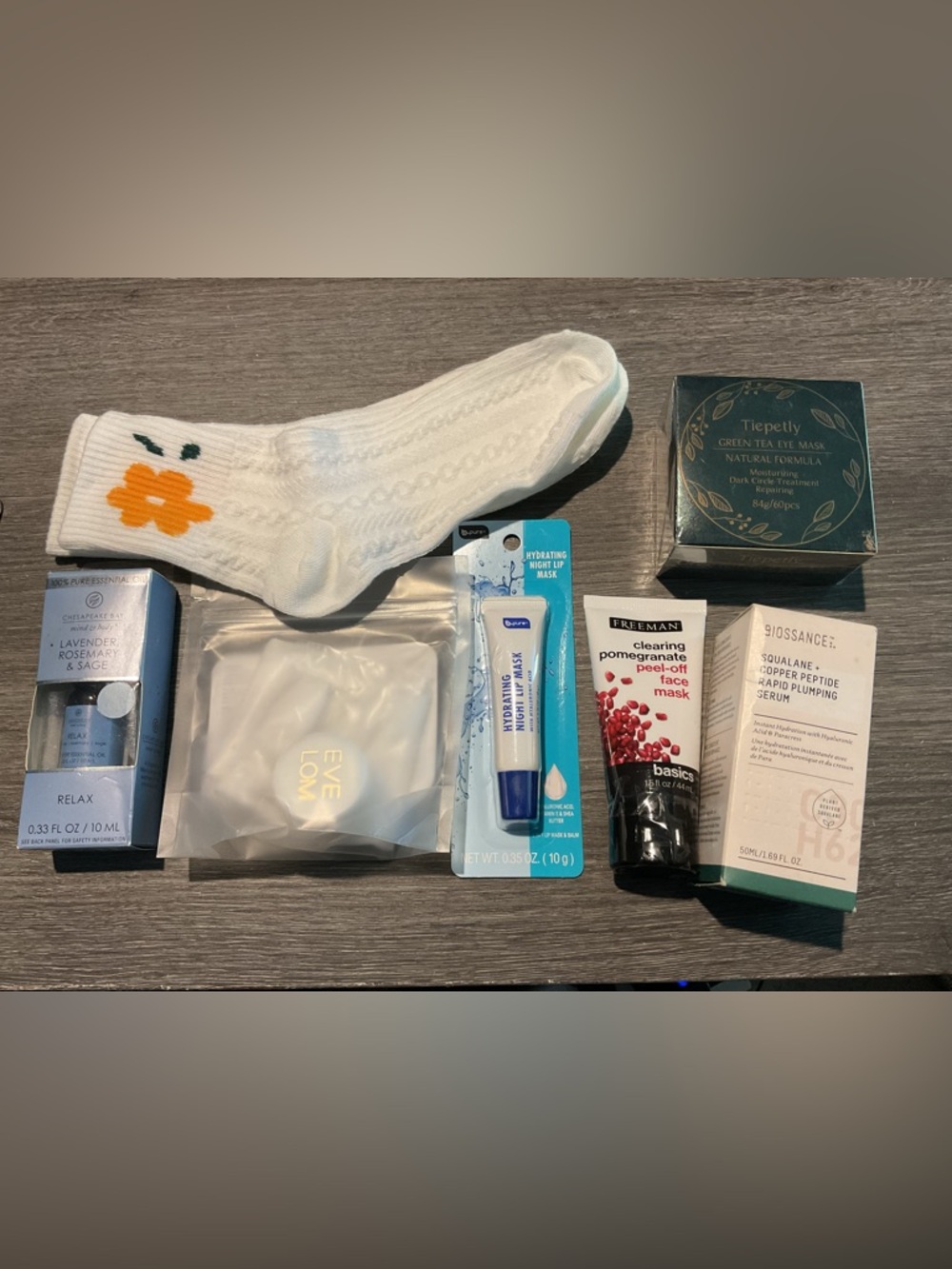PAMPER YOURSELF! 13pc Beauty & Comfort BUNDLE / MSRP $320+ - Picture 3 of 8